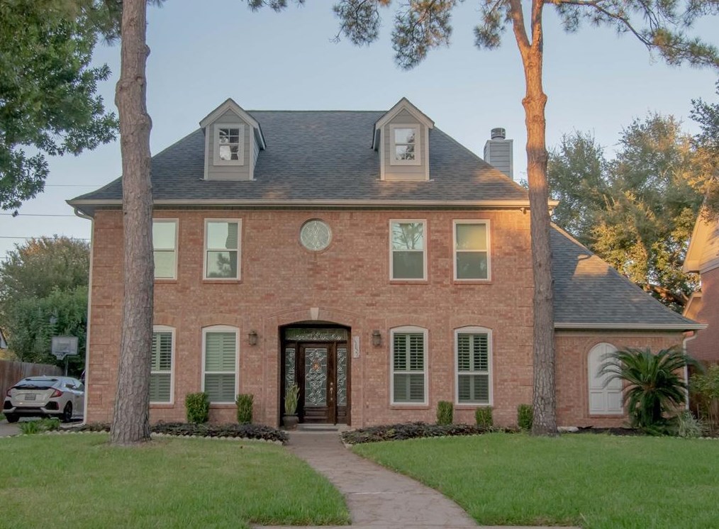 15826 Sweetwater Creek Dr, Houston, TX 77095-1600