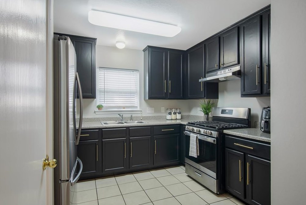 1804 Capron, Houston TX 77020-4008 exterior