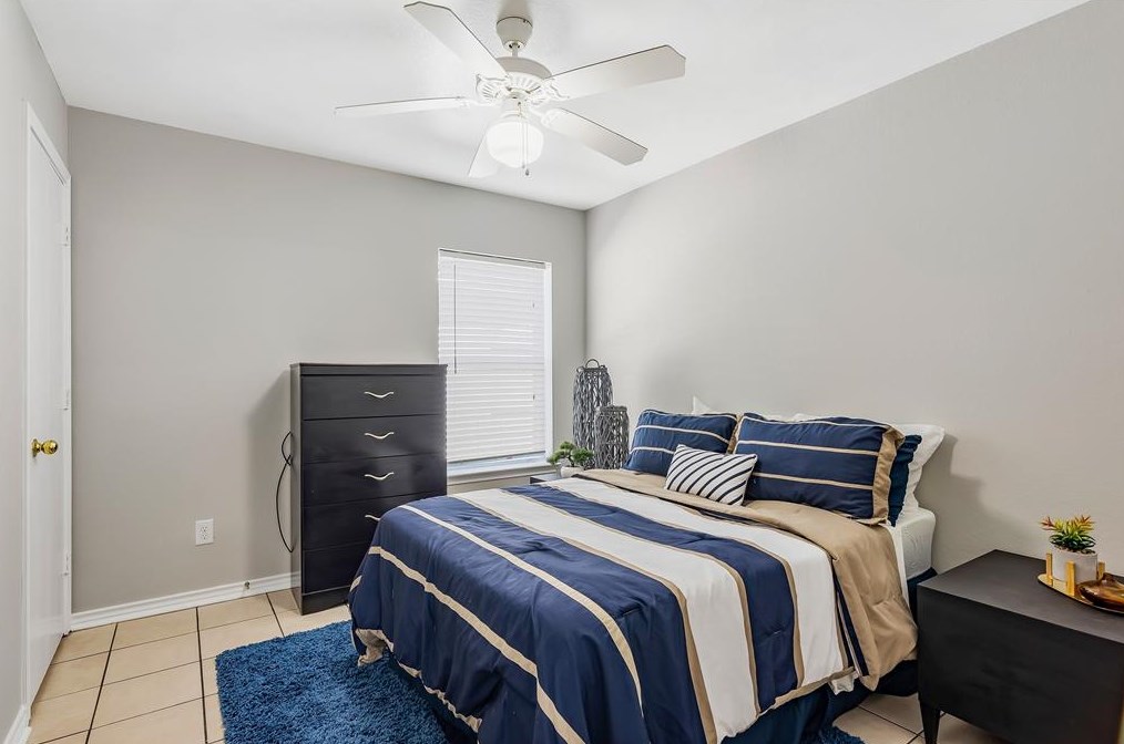 1804 Capron, Houston TX 77020-4008 exterior