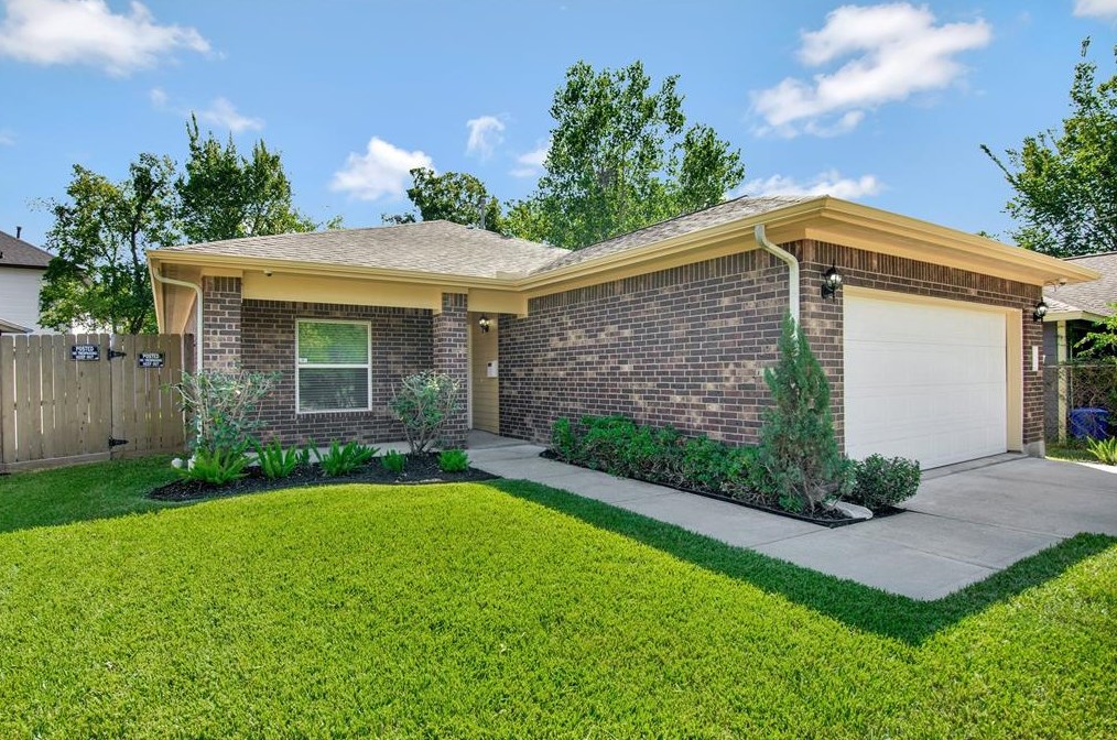 1804 Capron St, Houston, TX 77020-2318