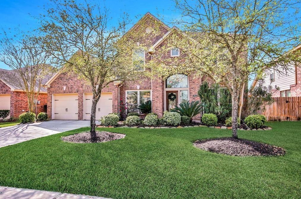 2922 Red Maple Dr, Katy, TX 77494