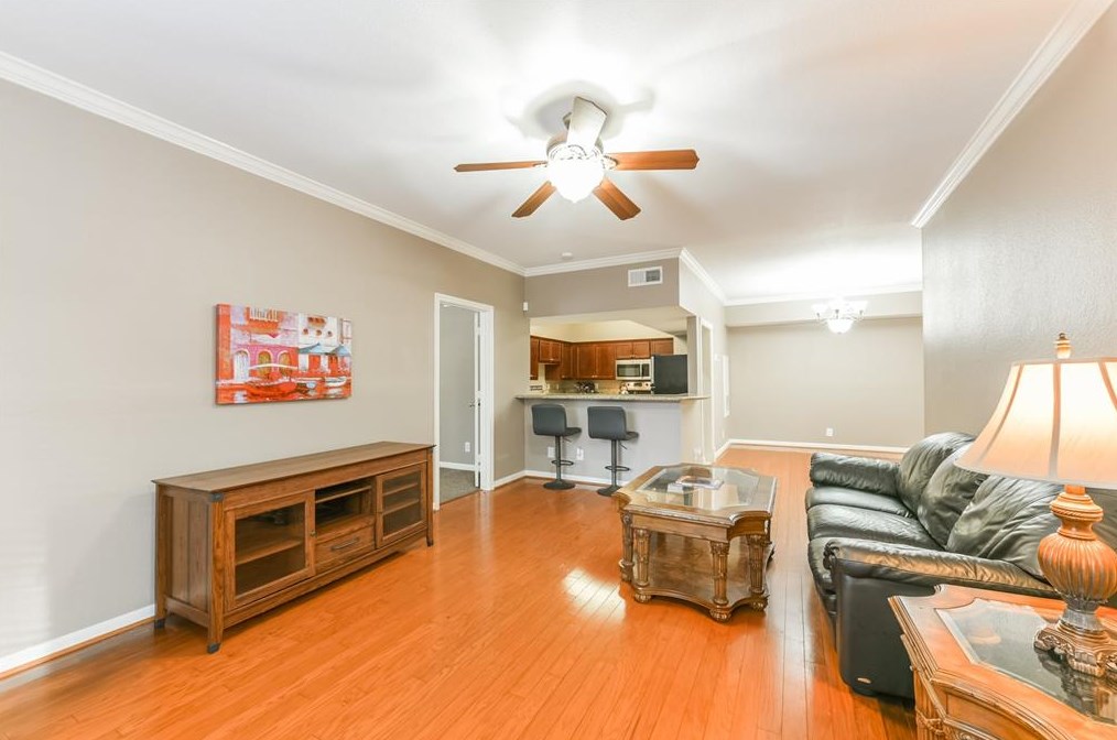 2255 Braeswood Park Dr Apt 153, Houston, TX 77030
