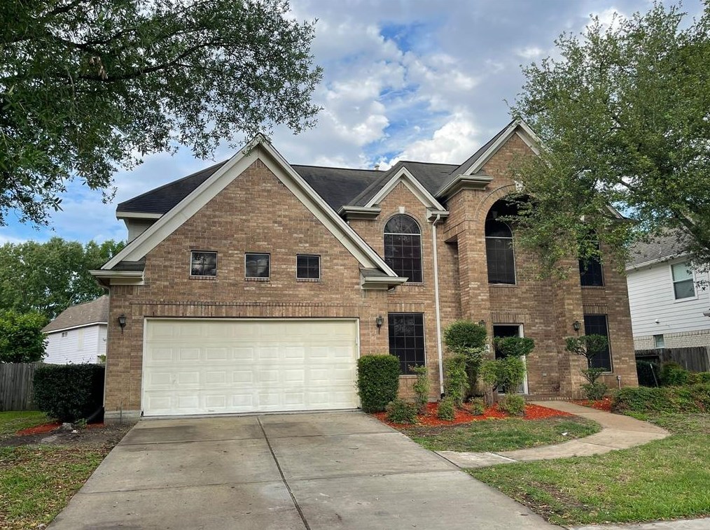9323 Willow Crossing Dr, Houston TX  77064-5749 exterior