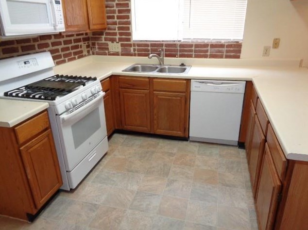 287 Rainbow Ridge Cir, Spring TX  77381-3086 exterior