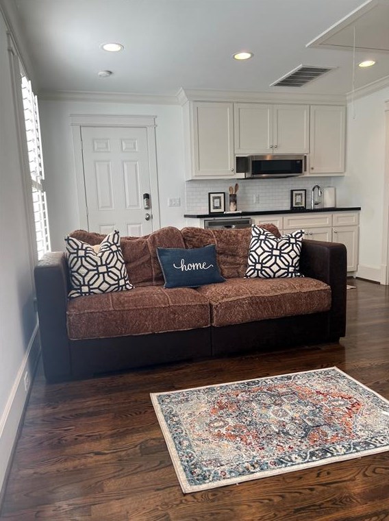 216 W 24th St #b, Houston, TX 77008