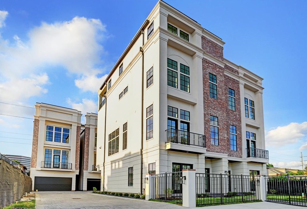 5824 Winsome Ln, Houston, TX 77057-5609