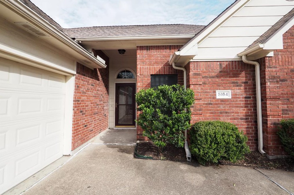 5164 Weiman Dr, Katy, TX 77493