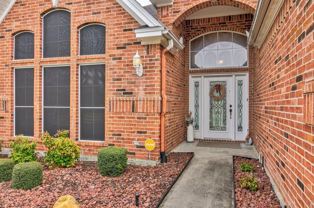 2210 Bourque Ct, Nederland, TX 77627-6342