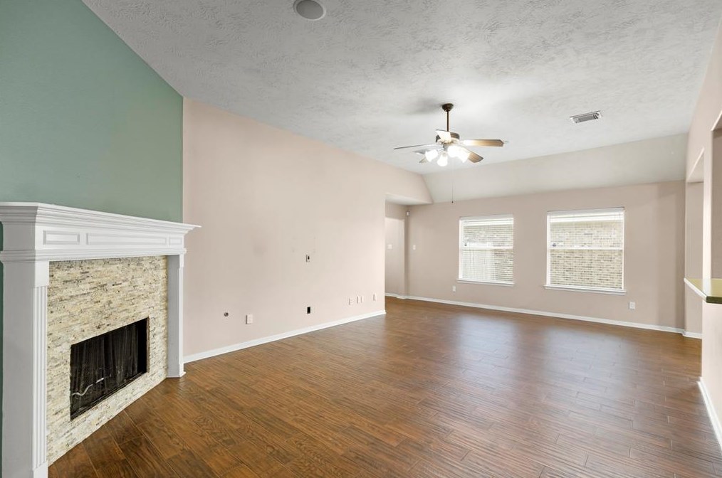 3403 Cypress Village Dr, Pearland, TX 77584