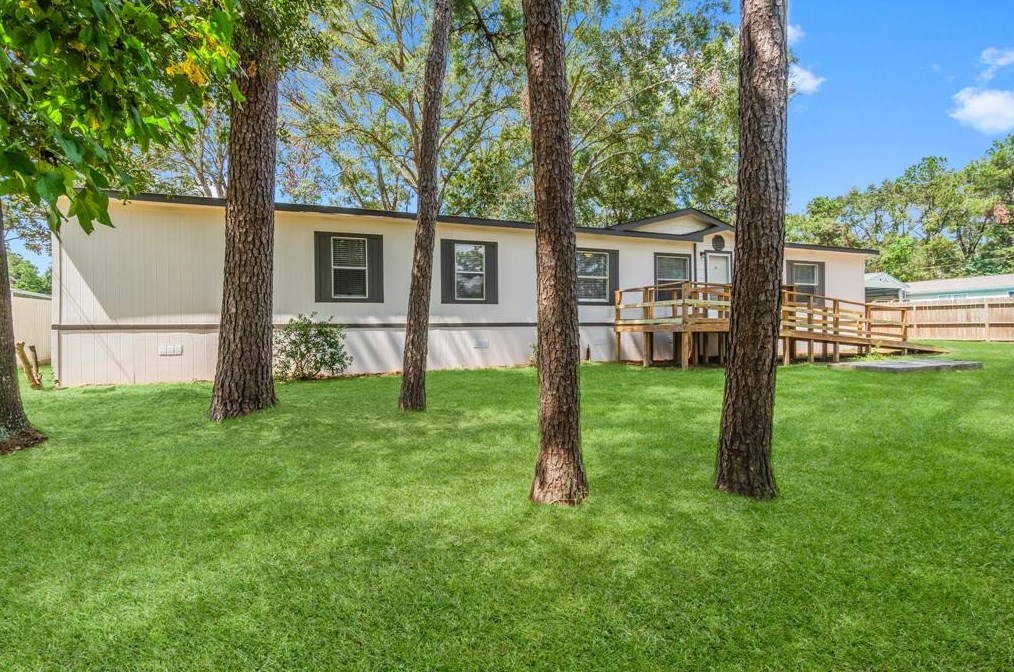 23916 W Heritage Oaks Dr, Porter, TX 77365