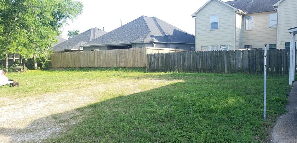 4210 Mckinley St, Houston, TX 77051-1832