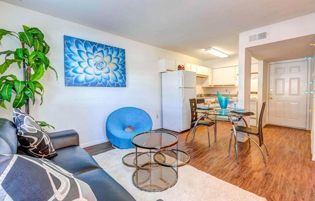 6041 N Winsome Ln #242, Houston, TX 77057