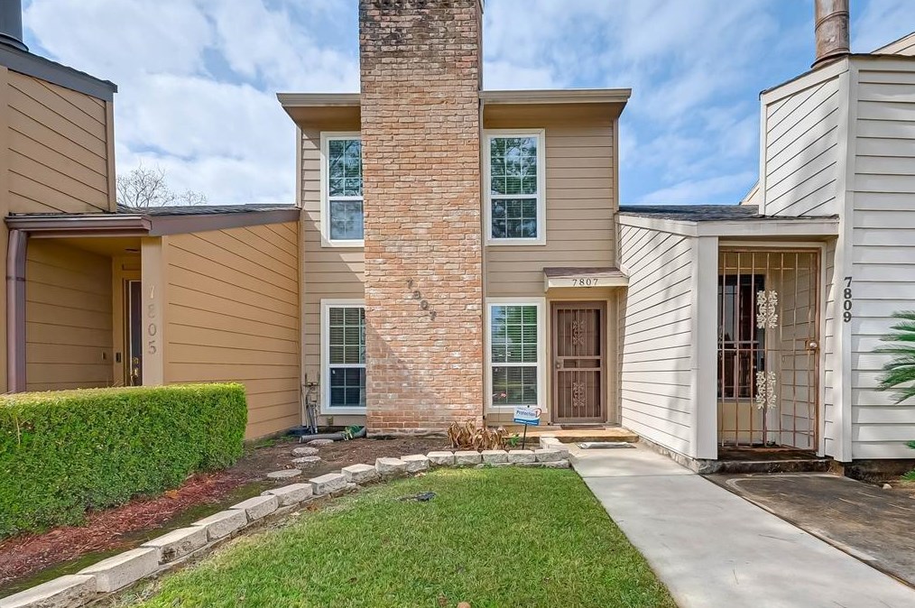 7807 Challie Ln, Houston, TX 77088