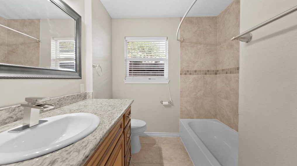 11303 Sageheather Dr, Houston TX  77089-4605 exterior