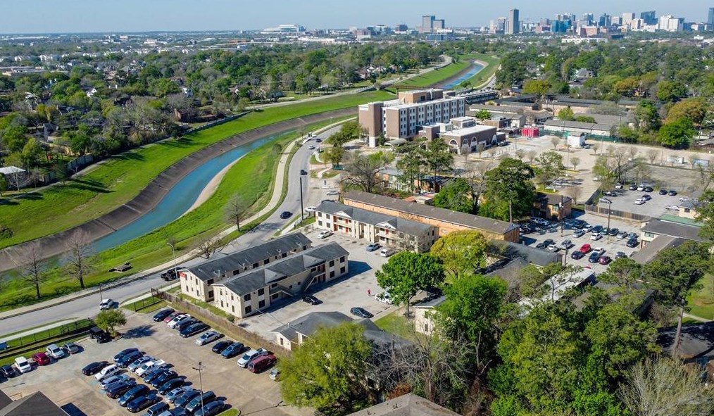 3631 N Macgregor Way #8, Houston, TX 77004