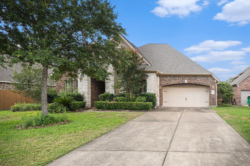 1375 Messina Ct, League City, TX 77573-3271