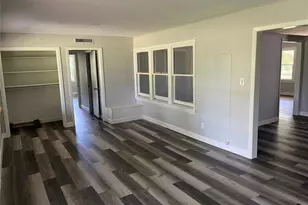 1320 Montezuma St, Columbus, TX 78934 - Photo 14