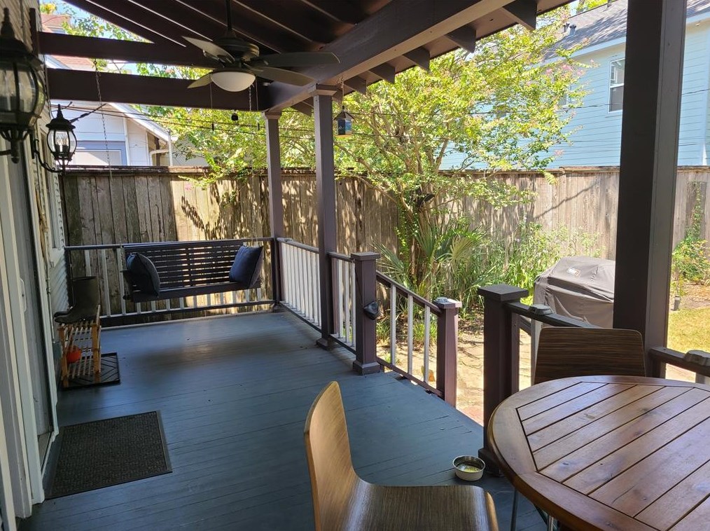 1624 Heights Blvd, Houston TX  77008-4022 exterior