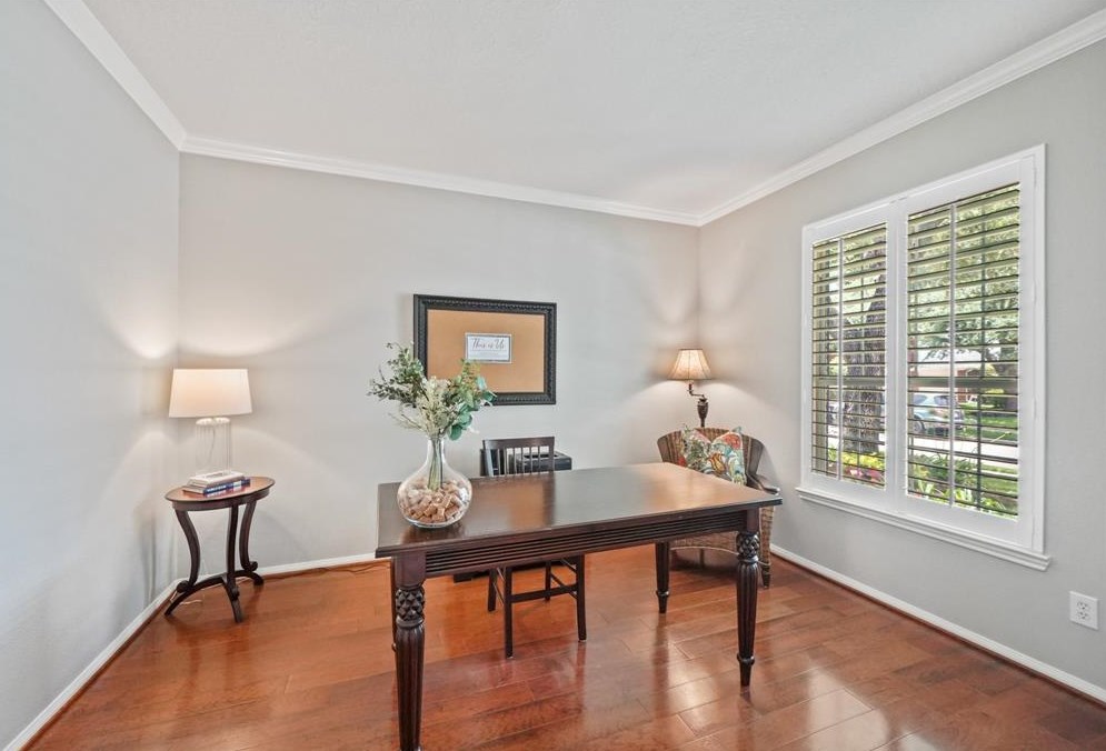 1603 Brookstone Ln, Sugar Land TX  77479-1896 exterior