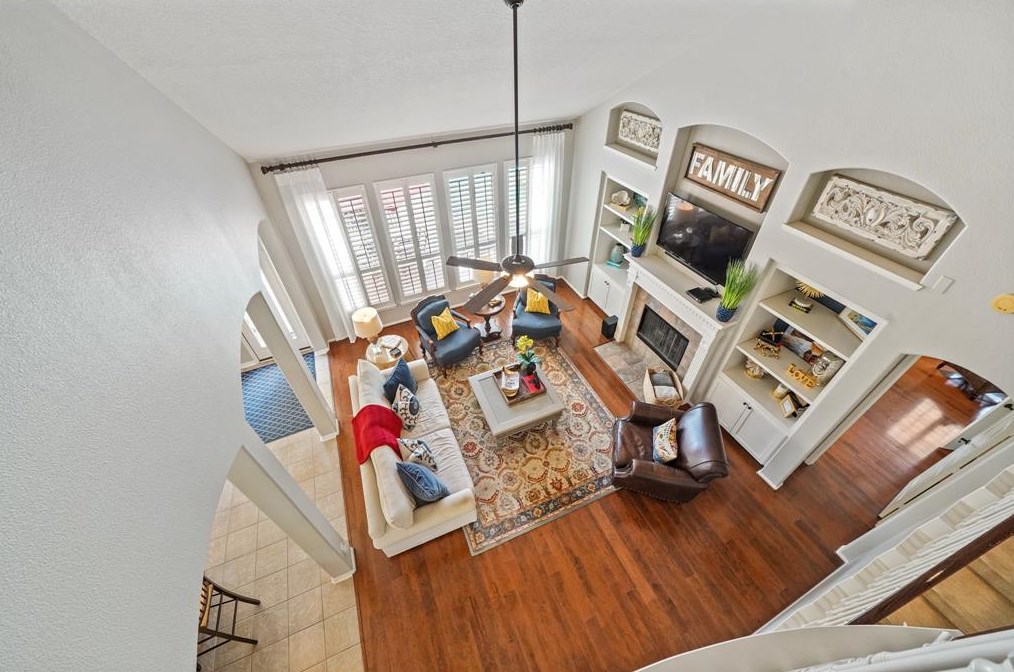1603 Brookstone Ln, Sugar Land TX  77479-1895 exterior