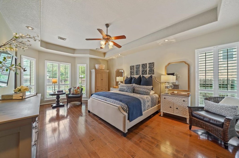 1603 Brookstone Ln, Sugar Land TX  77479-1895 exterior
