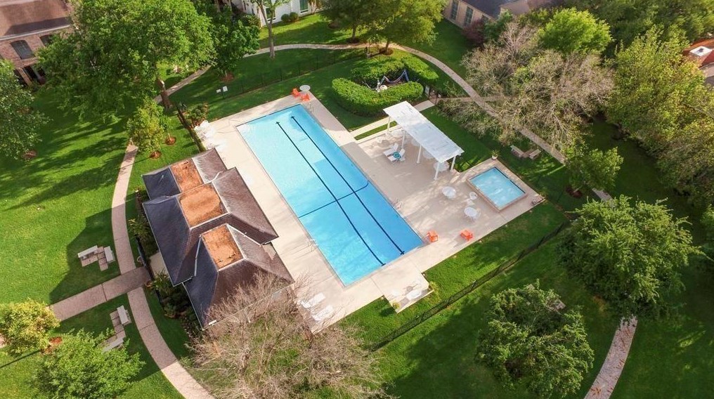 7506 Del Monte Dr, Houston, TX 77063
