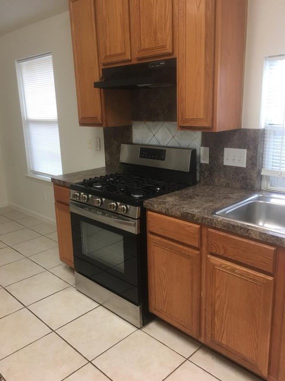 21827 Prairie Spring Ln, Spring TX  77379-5113 exterior