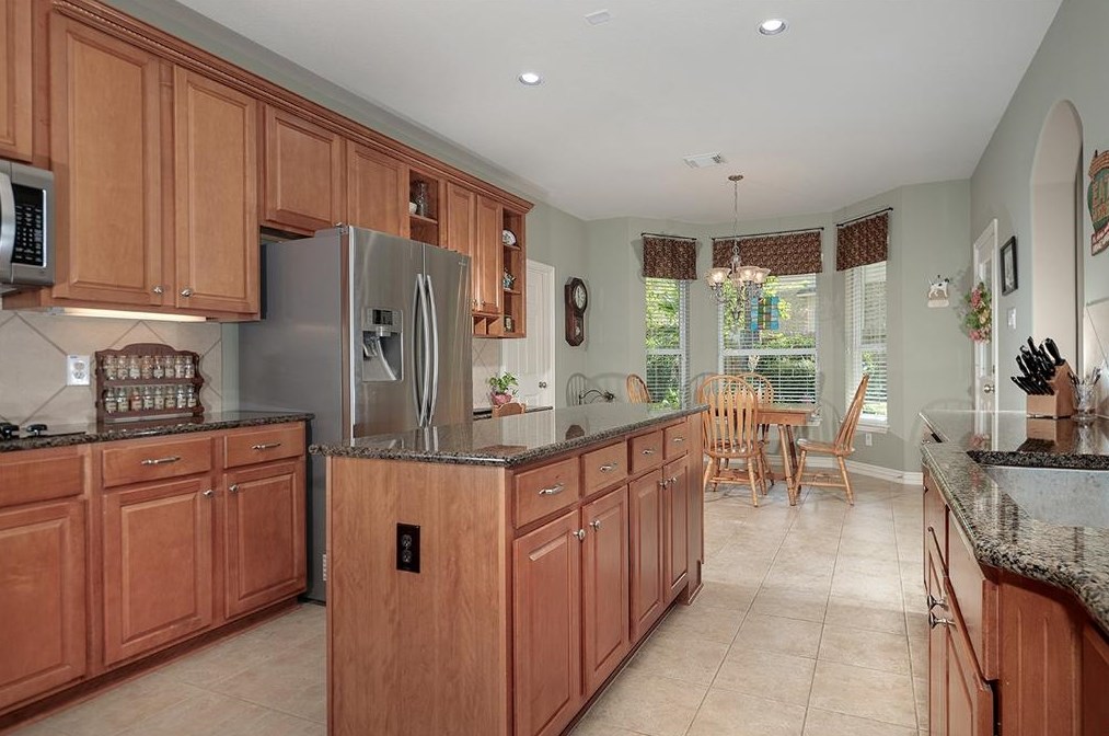 2 Millay Ct, Spring TX 77382-2089 exterior