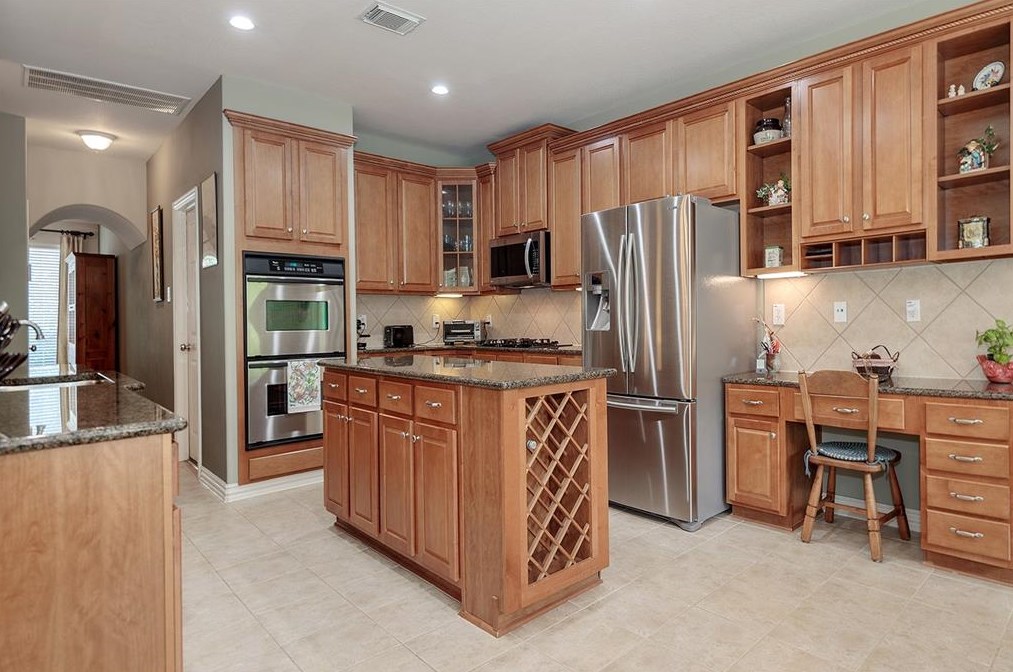 2 Millay Ct, Spring TX 77382-2089 exterior