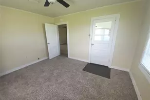 4915 County Rd 227, Freeport, TX 77541 - Photo 14