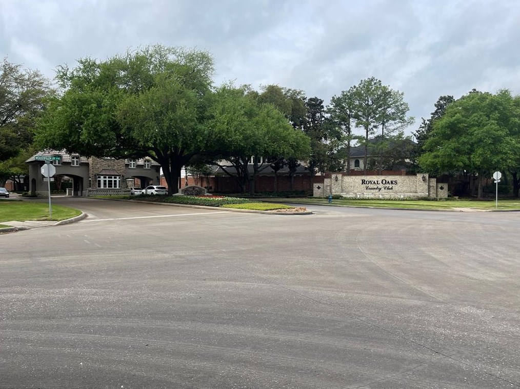 11515 St Germain Way, Houston TX  77082-2731 exterior