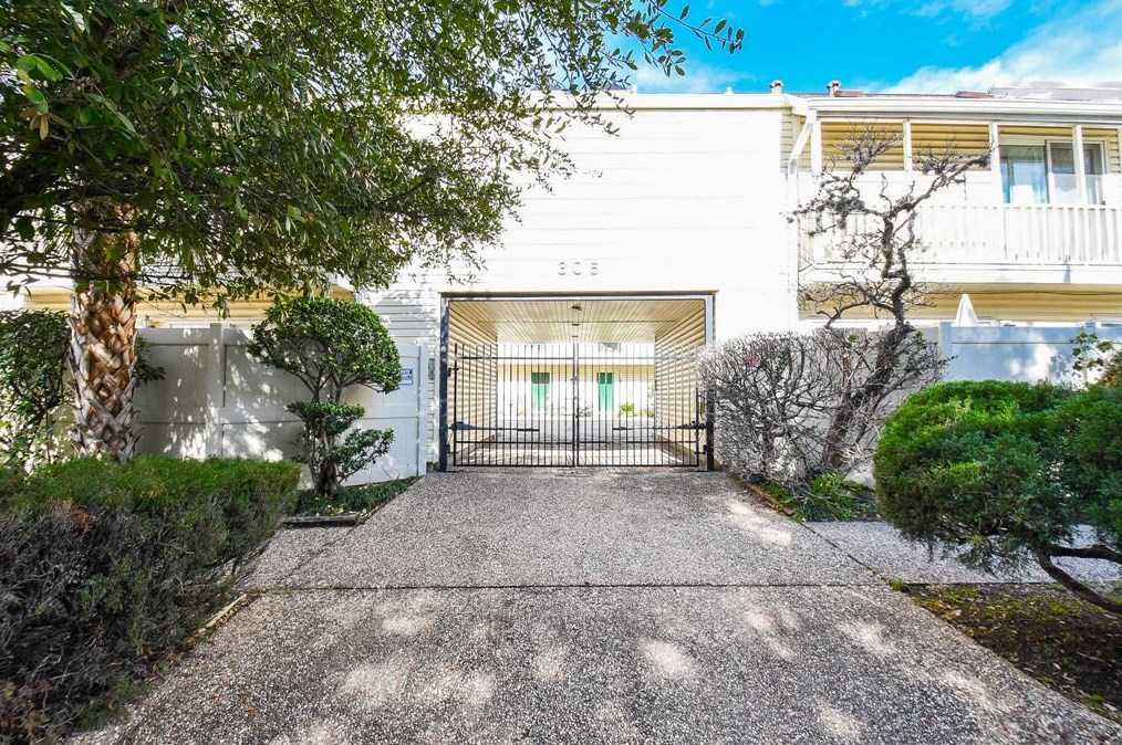 305 Avondale St Apt A, Houston, TX