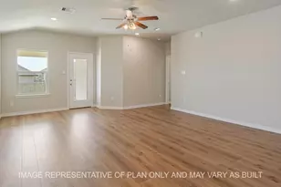 912 Legrand St, Brenham, TX 77833 - Photo 8