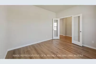 912 Legrand Street, Brenham, TX 77833 - Photo 2