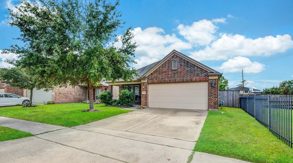 19911 Sloan Ridge Ln, Cypress TX  77429-6251 exterior