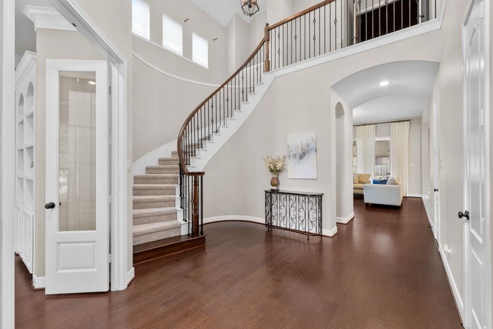 18 Wyndehaven Lakes Dr, Katy, TX 77494-3298