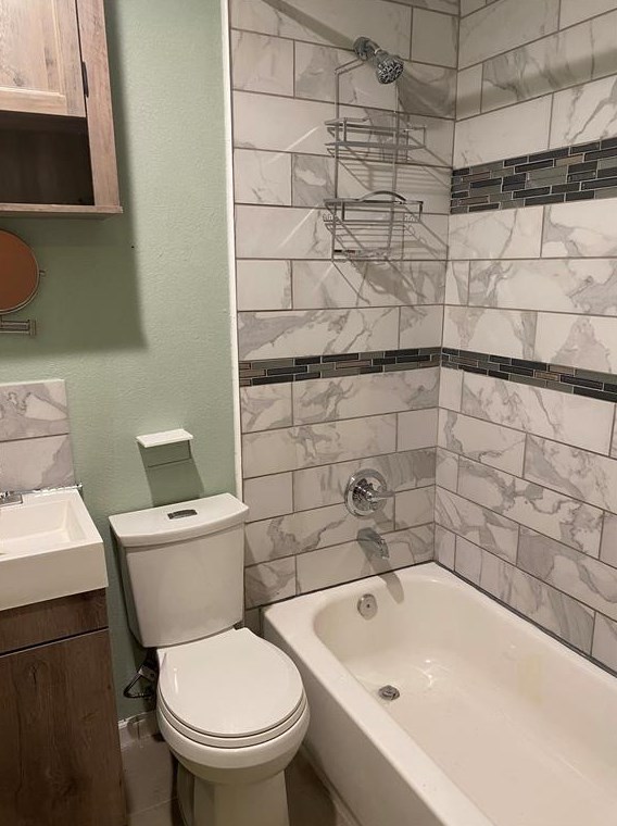 6714 Ezzard Charles Ln, Houston TX  77091-1724 exterior