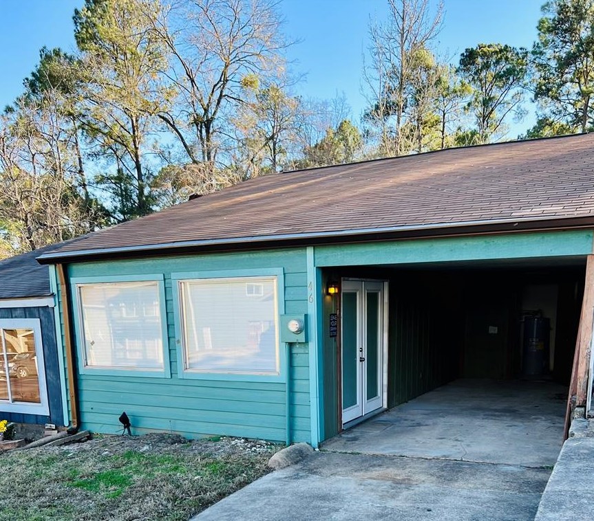 46 Harbour Row Dr, Stephen Creek, TX 77331