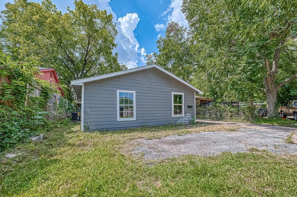 4416 Quitman St, Houston, TX 77026