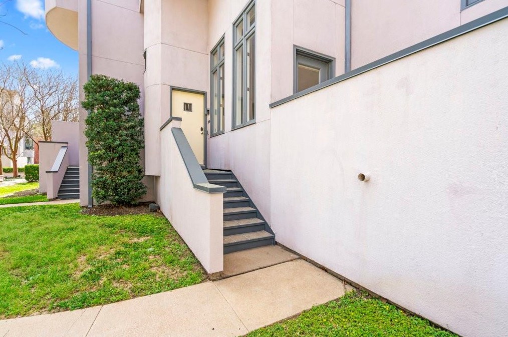 1385 Arlington St # 1385, Houston, TX