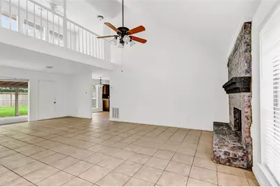 4719 Silver Frost Drive, Houston, TX 77066 - Photo 12