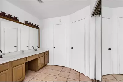 4719 Silver Frost Drive, Houston, TX 77066 - Photo 18