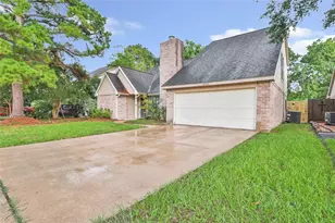 4719 Silver Frost Dr, Houston, TX 77066 - Photo 2