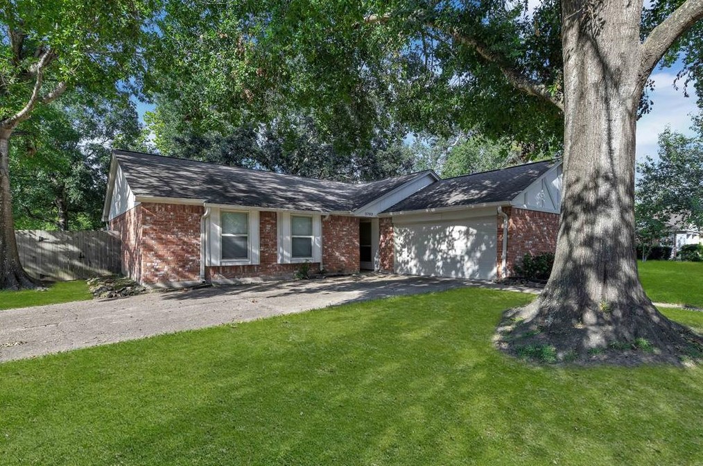5703 Toddington Rd, Humble, TX 77346