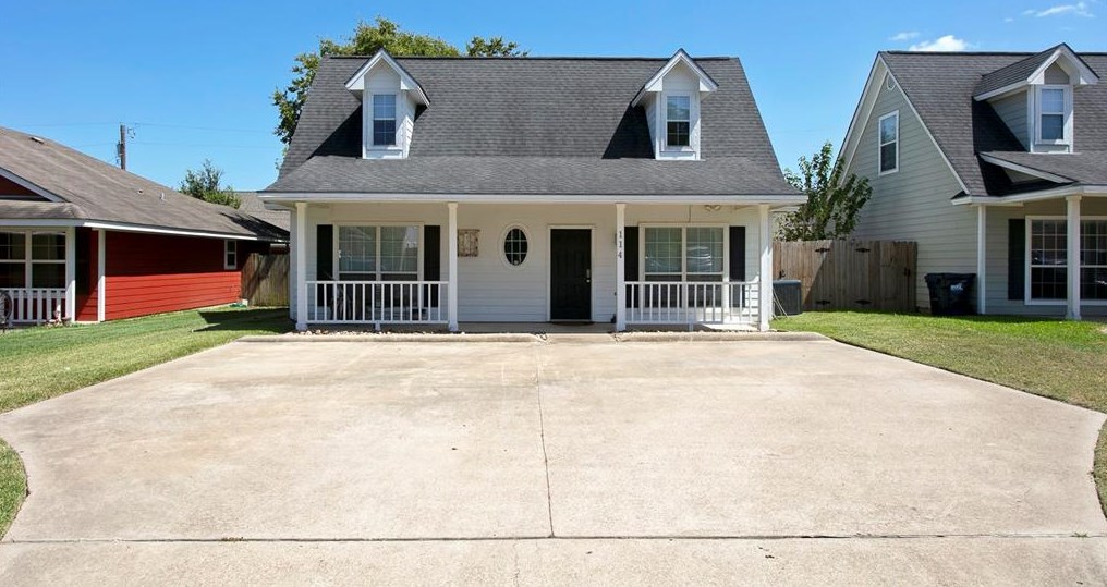 114 Southland St, College Station, TX 77840
