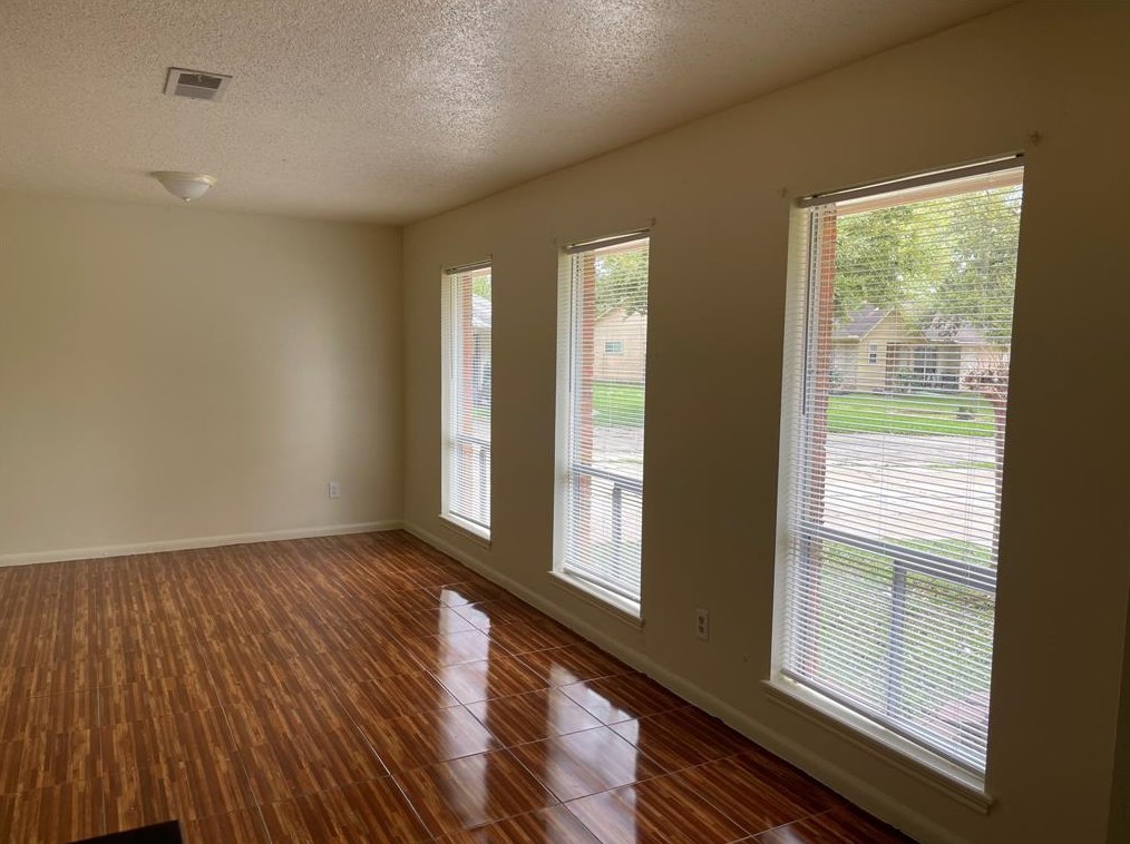 7202 Meadowlark Ln, Texas City TX  77591-3608 exterior
