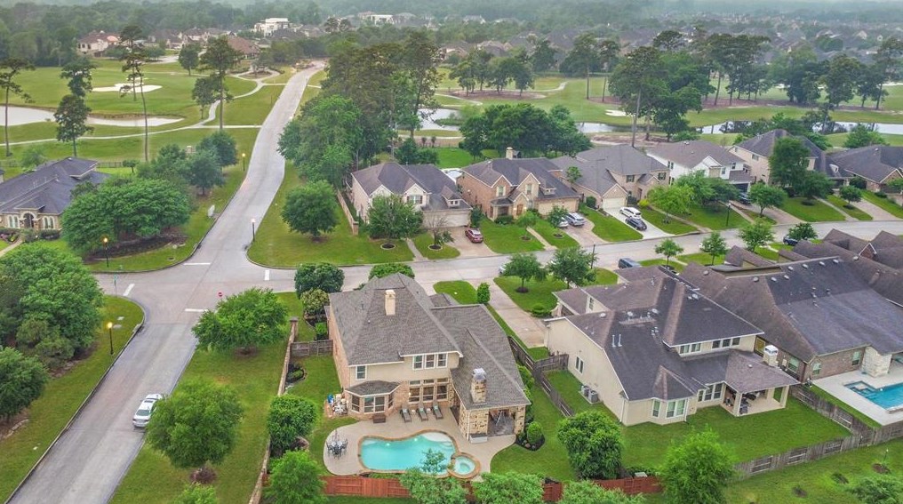 13902 Cole Pt Dr, Humble TX 77396-1108 exterior