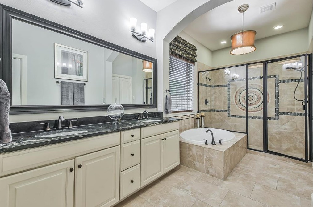 13902 Cole Pt Dr, Humble TX 77396-1108 exterior