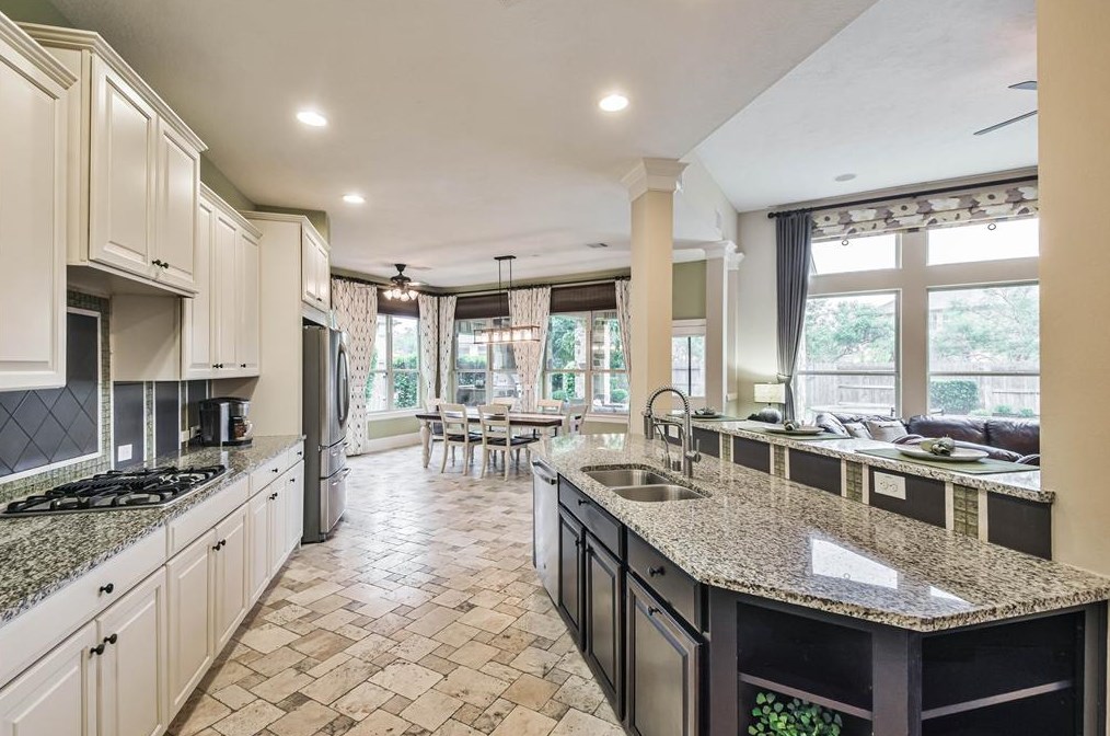 13902 Cole Pt Dr, Humble TX 77396-1108 exterior