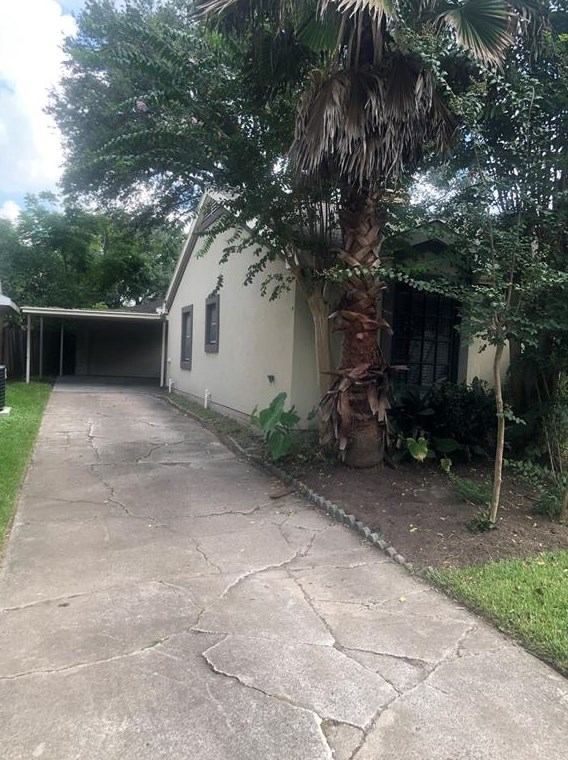 5926 Mcknight St, Houston TX  77035-2324 exterior